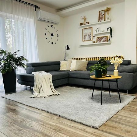Gabi Apartman Gyenesdiás Exterior foto
